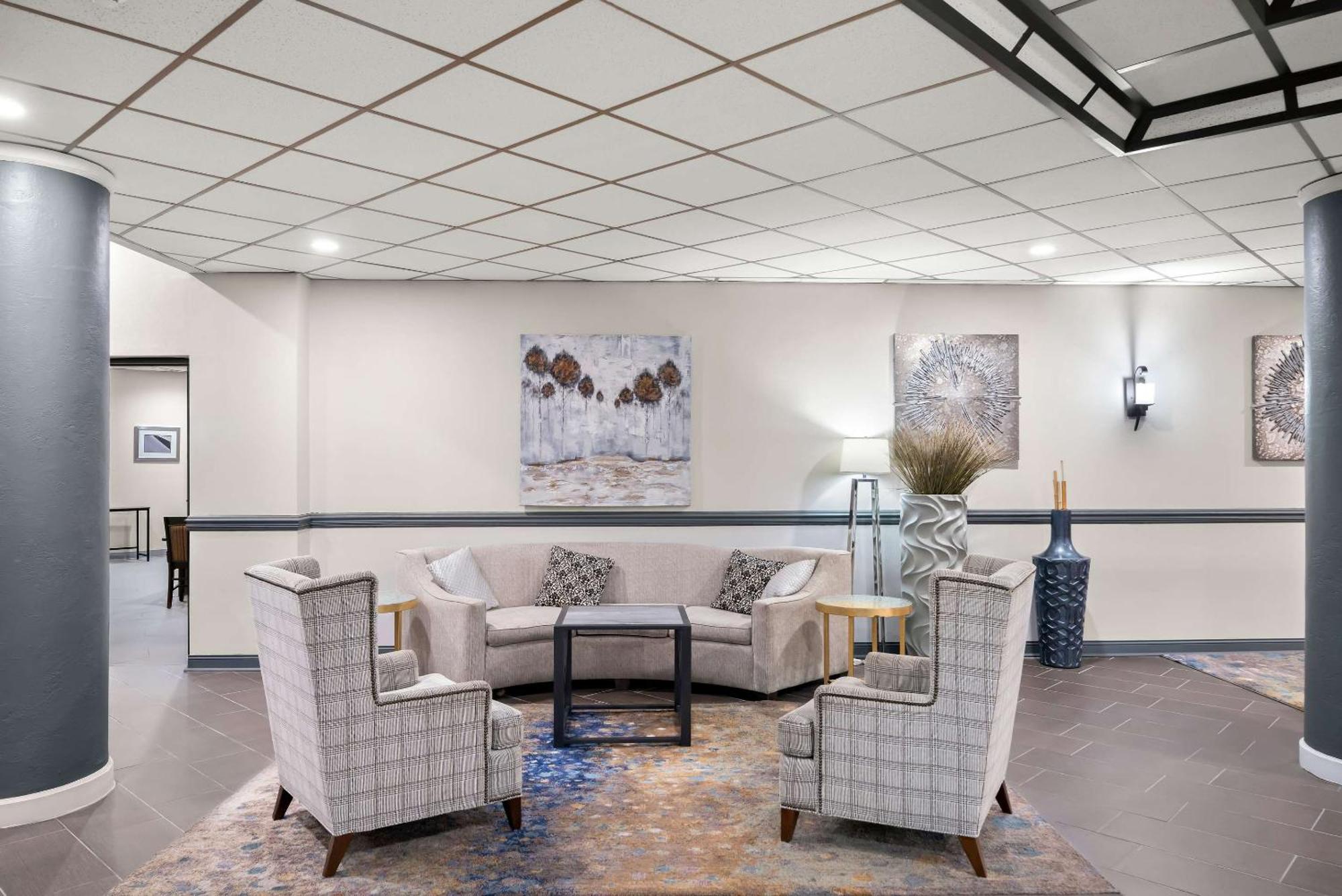 Clarion Inn & Suites And Convention Center Kearney Exteriör bild